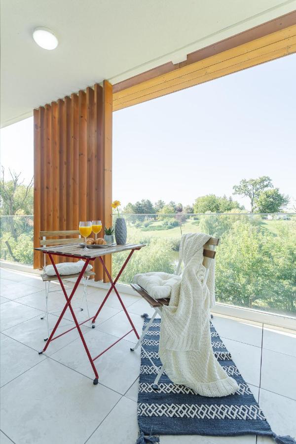 Il Lago - Turquoise - Cozy Luxurious Smart Home By The Lake Voluntari Zewnętrze zdjęcie