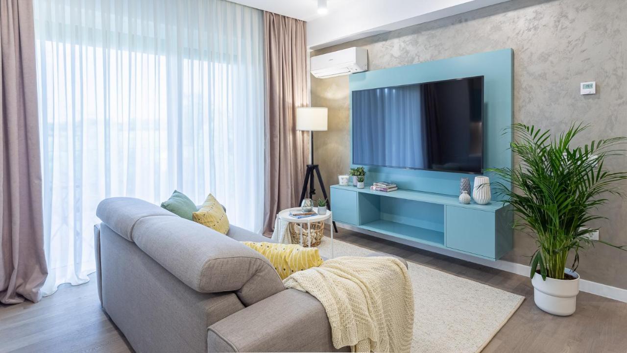 Il Lago - Turquoise - Cozy Luxurious Smart Home By The Lake Voluntari Zewnętrze zdjęcie