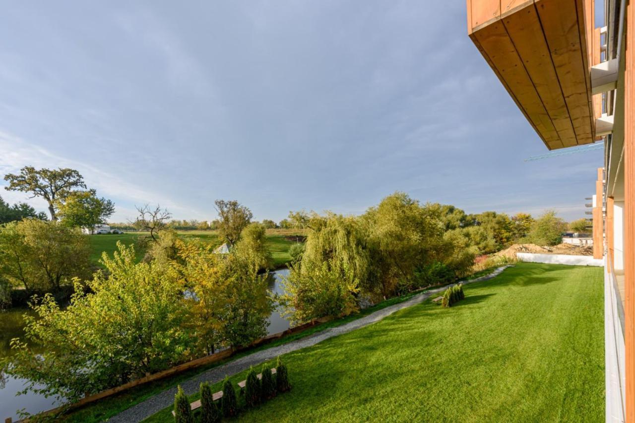 Il Lago - Turquoise - Cozy Luxurious Smart Home By The Lake Voluntari Zewnętrze zdjęcie