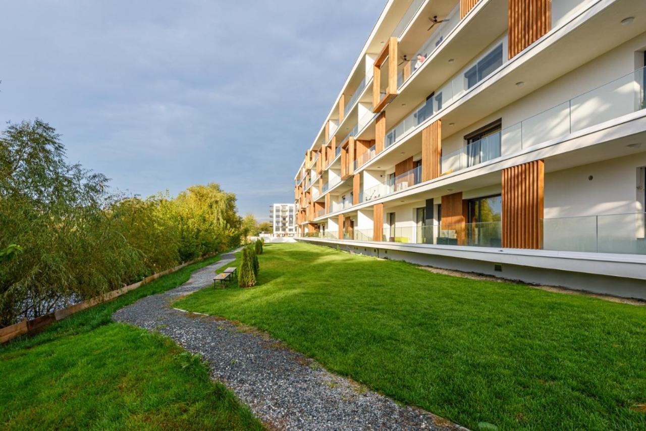 Il Lago - Turquoise - Cozy Luxurious Smart Home By The Lake Voluntari Zewnętrze zdjęcie